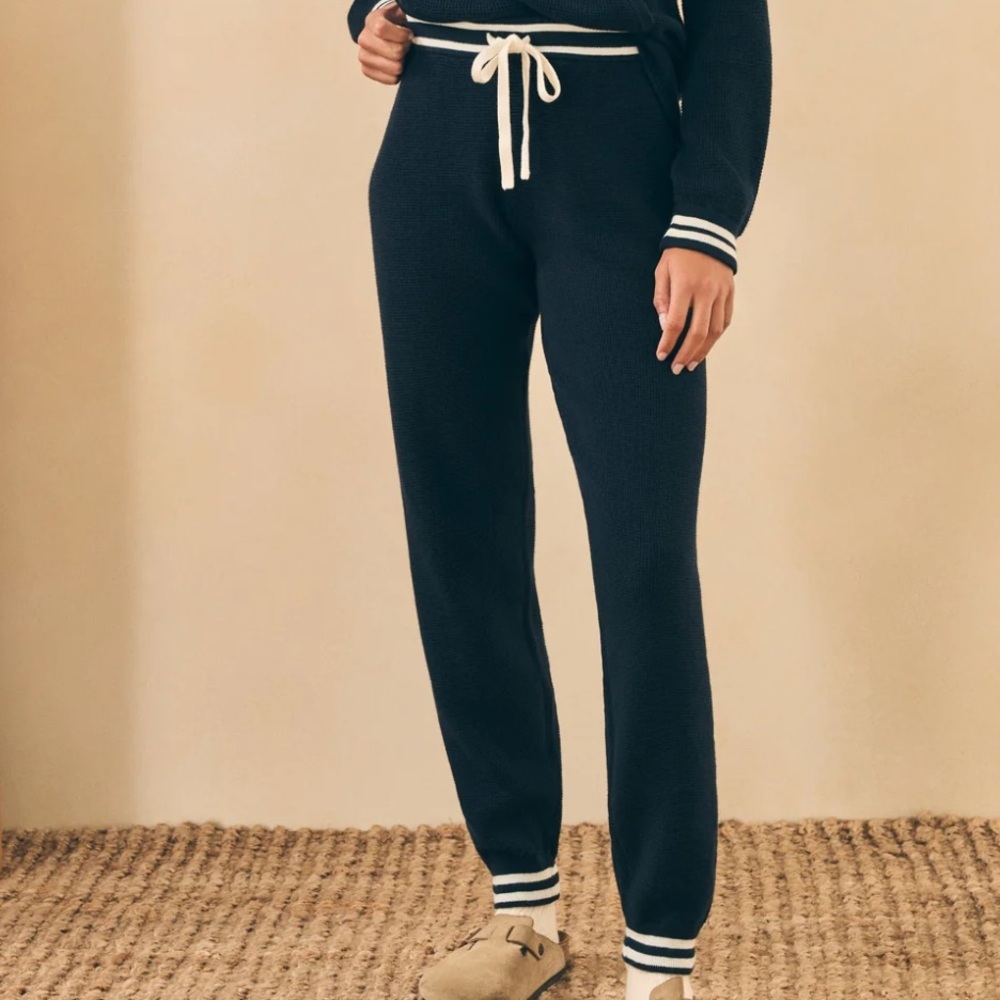 Faherty Throwback Jogger navy white band stripes